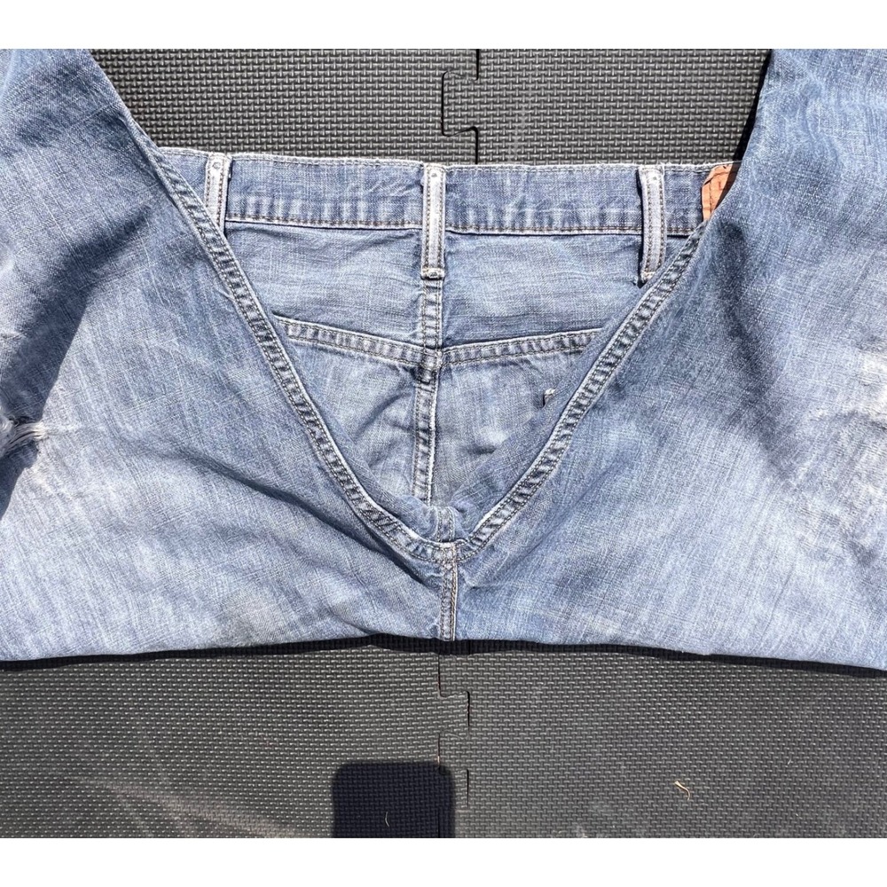 Levi's‎ 550 Relaxed Fit Light Wash Distressed Jeans - Picture 4 of 10